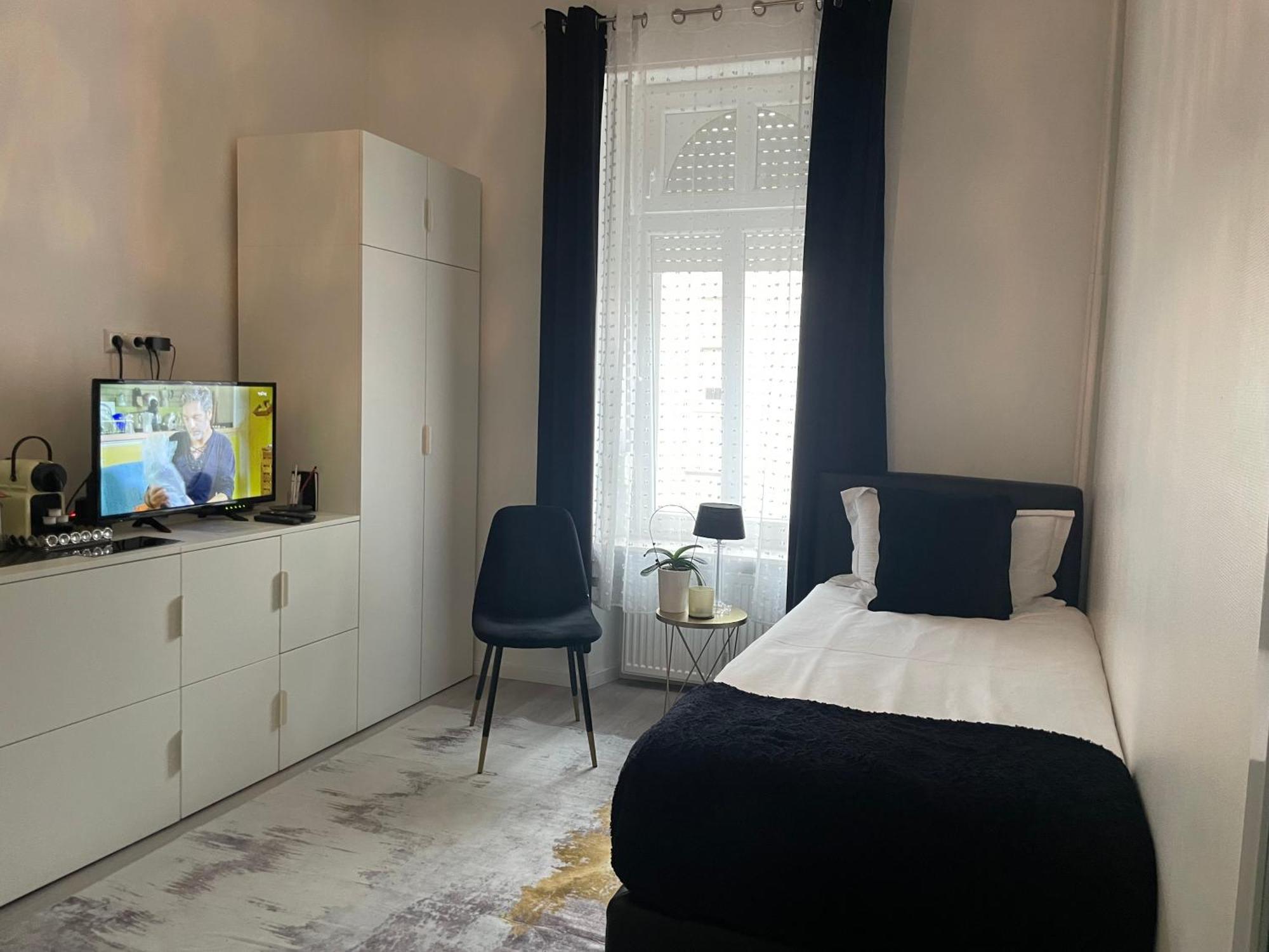 Executive Single Room With En-Suite In Guest House City Centre 룩셈부르크 외부 사진
