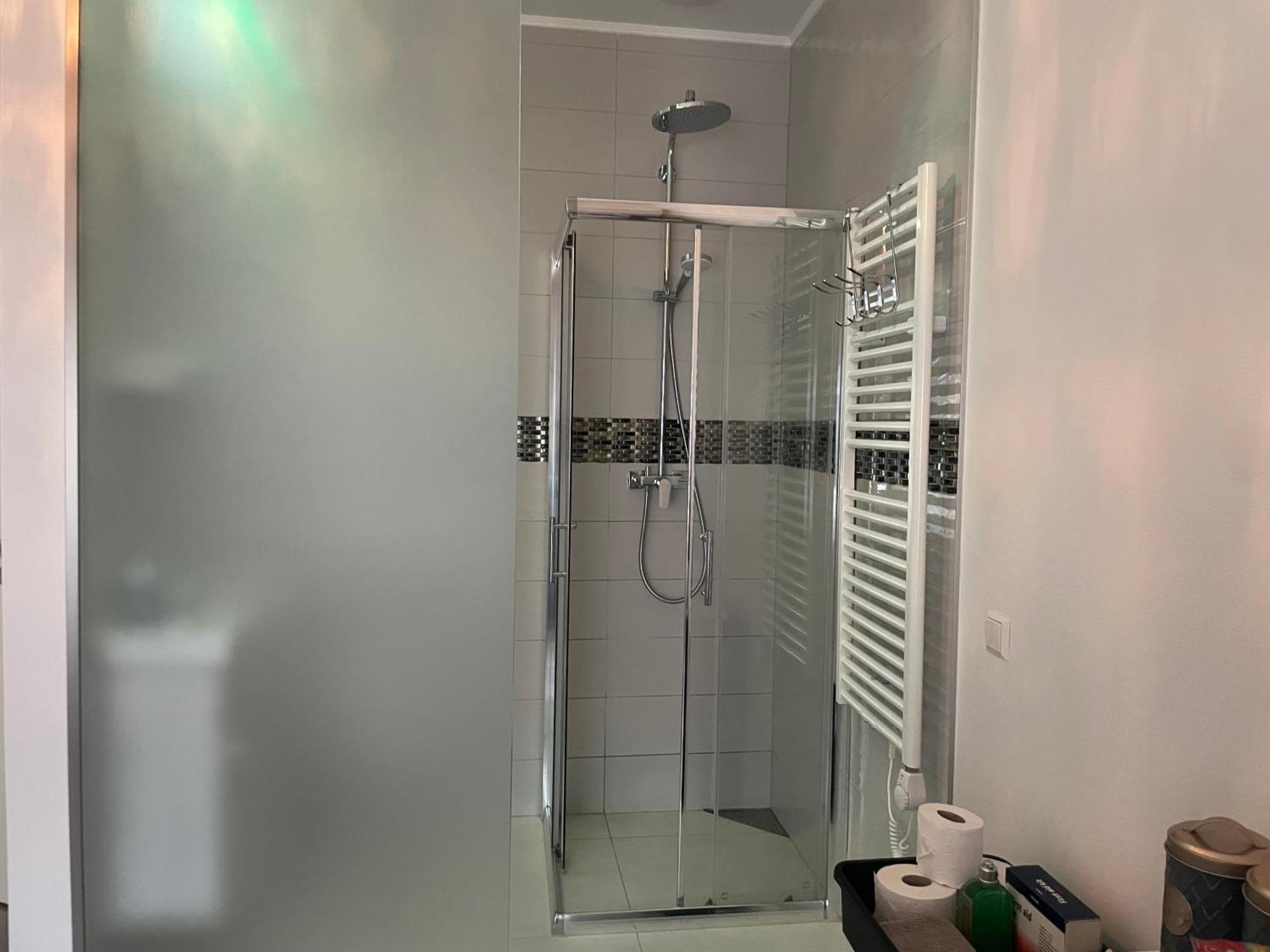 Executive Single Room With En-Suite In Guest House City Centre 룩셈부르크 외부 사진